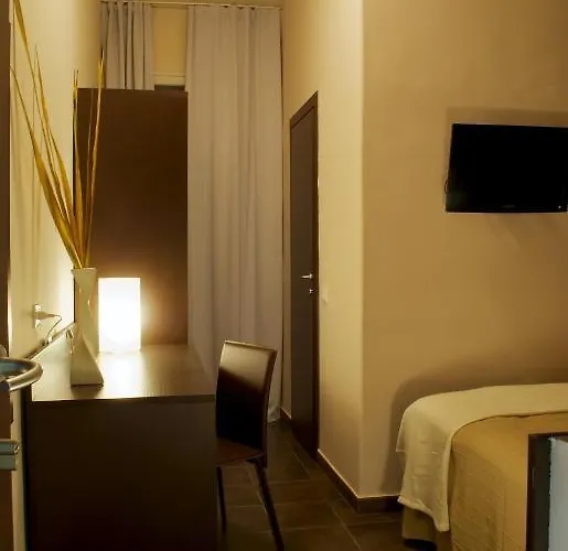 House In Domus Romana 2*